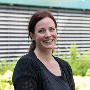 Anna Rapp verbindet ihre Leidenschaft für junge Menschen mit der Vermittlung von Wissen im Bereich Sozialpädagogik.