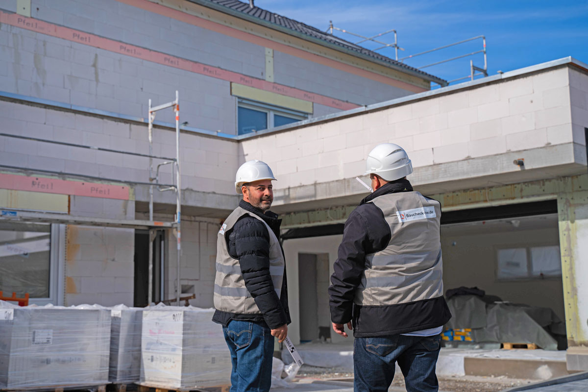 Das Team Baucheck BW steht bei allen Fragen und Themen rund ums Bauen mit Rat und Tat zur Seite. Foto: Baucheck BW