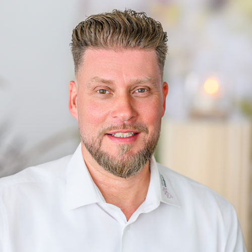 André Wolters, Trauerhaus Wolters