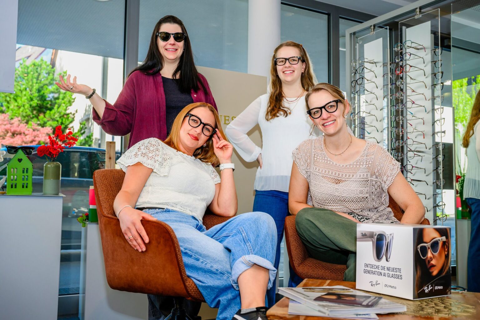 Das Team von Stegmeyer Augenoptik. Foto: Heiko Potthoff